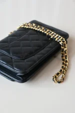 Chanel Classic Quilted Wallet on Chain (WOC) 19,2 cm – Bild 7