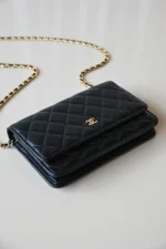 Chanel Classic Quilted Wallet on Chain (WOC) 19,2 cm – Bild 4