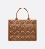 Borsa Dior Book Tote media Macrocannage Camel 36,5 cm – Bild 3
