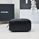 Chanel Vanity Case in pelle nera trapuntata – Bild 4