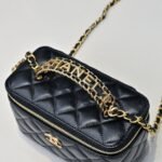 Chanel Vanity Case in pelle nera trapuntata – Bild 3