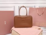 Miu Miu Leather Top-Handle Box Bag caramello 34 cm
