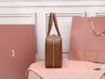 Miu Miu Leather Top-Handle Box Bag caramello 34 cm – Bild 3